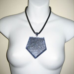 PONO Joan Goodman Gunmetal Snake Reflective necklace NWOT 450